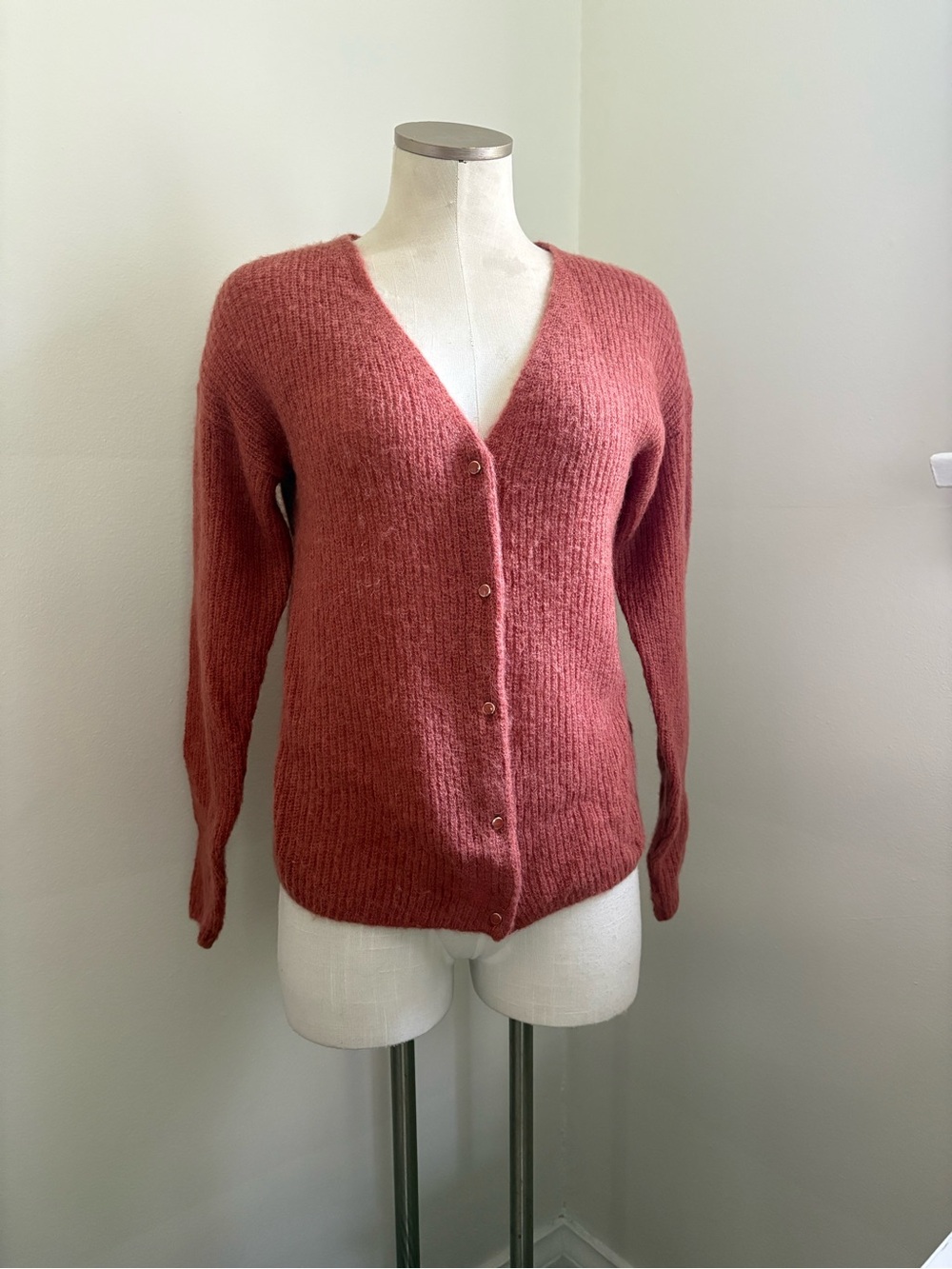 Wilfred Dusty Rose V-Neck Button Cardigan